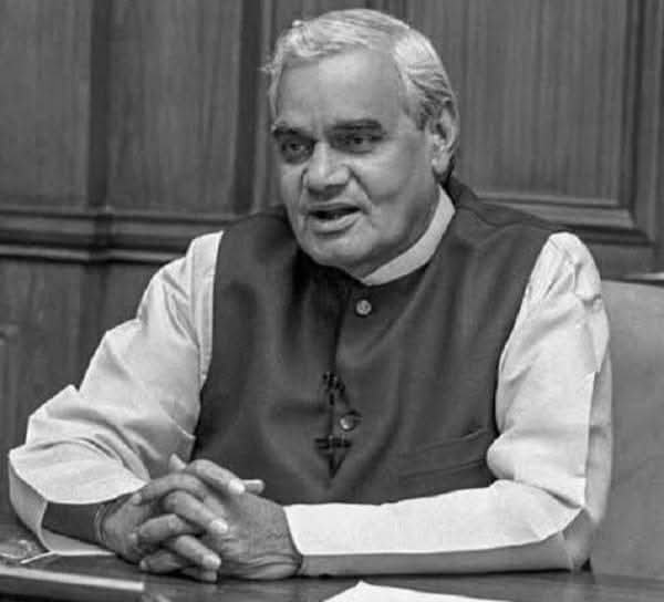 पोखरण 1998: जब वाजपेयी ने झुका दिया अमेरिका का दबाव