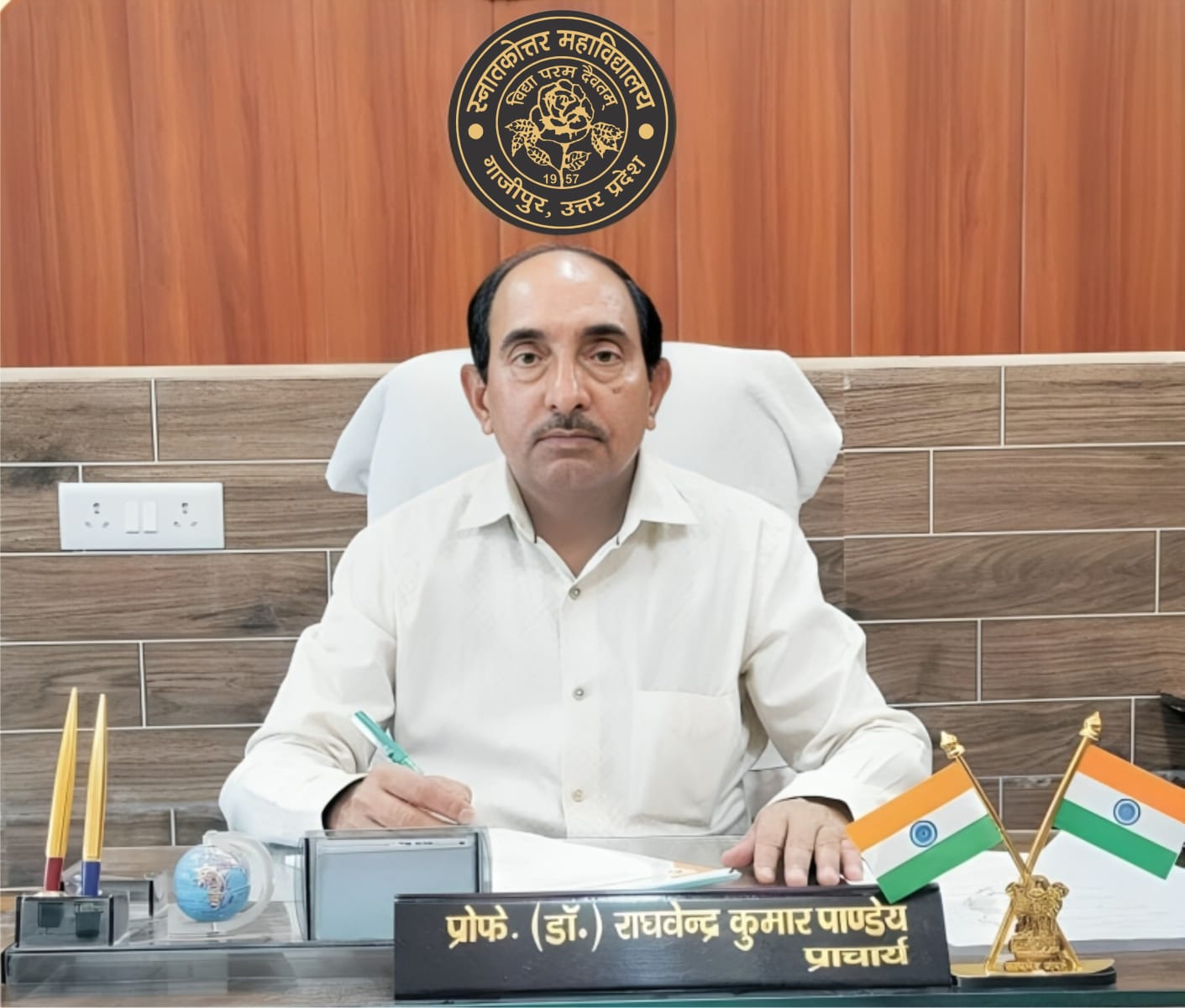 नगर पालिका वार्ड नं. 01 में गंदगी देख भड़के एसडीएम, सफाई निरीक्षक को लगाई फटकार