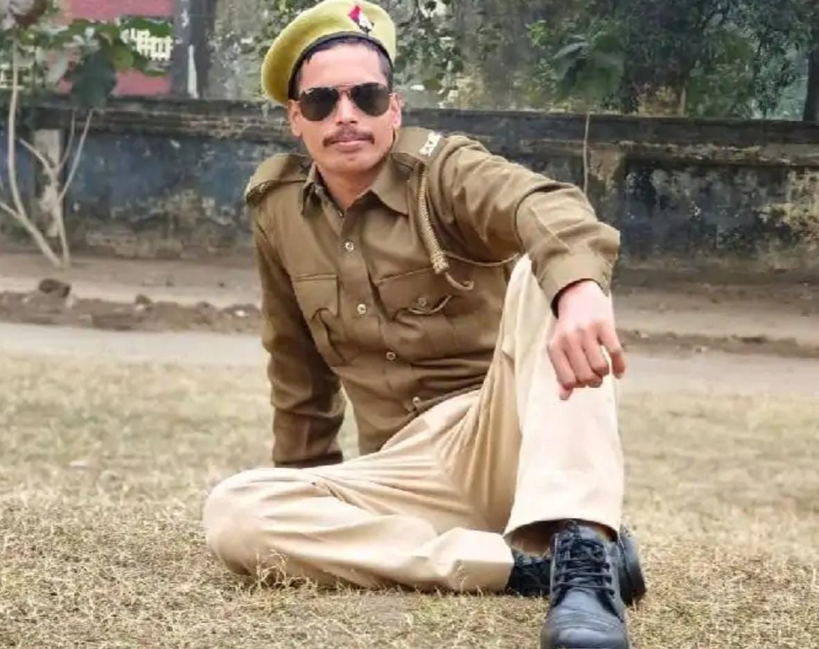 गोरखनाथ मंदिर में तैनात PAC जवान की मौत