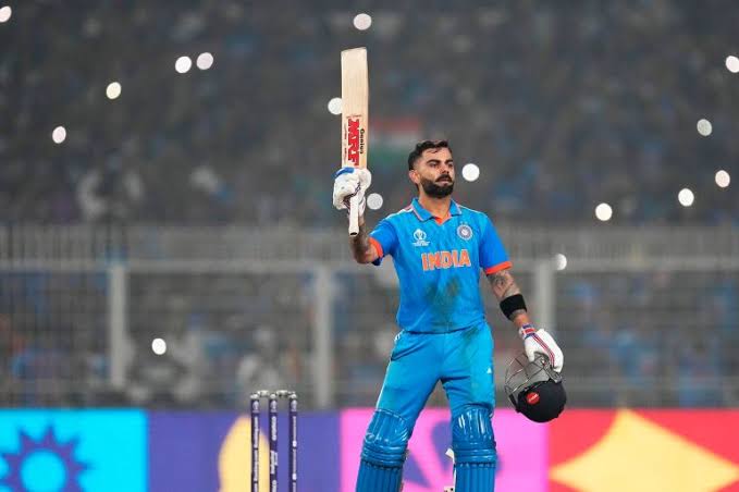 विराट ने जड़ा 49वां शतक, लगाई रिकॉर्ड्स की झड़ी