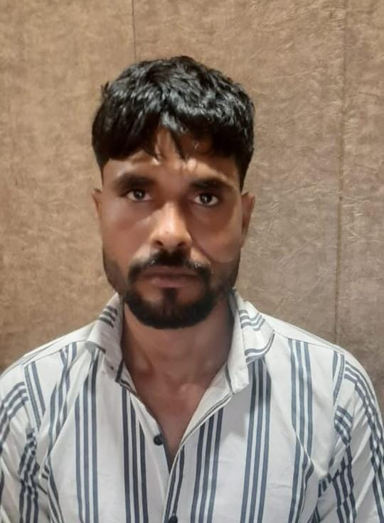 पुलिस और बदमाशों के बीच हुई मुठभेड़ में एक लाख का इनामी बदमाश ढेर