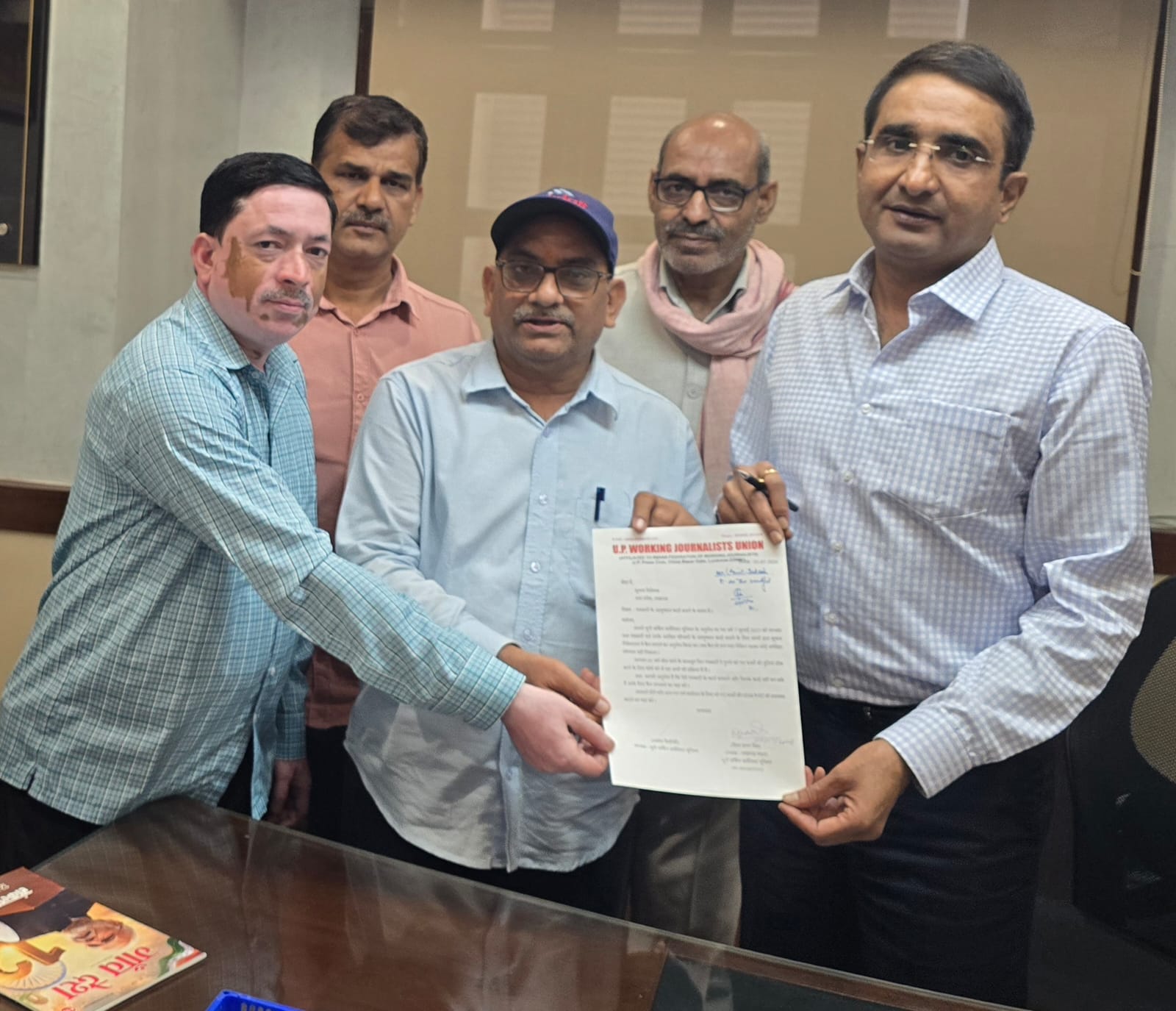 पत्रकारों के आयुष्मान कार्ड बनने में विलंब पर यूपी वर्किंग जर्नलिस्ट यूनियन ने जताई चिंता