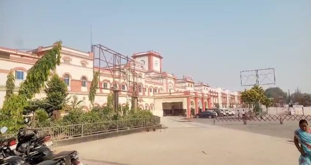 यातायात माह का शुभारंभ, एडीजी जोन अशोक जैन ने दिखाई हरी झंडी