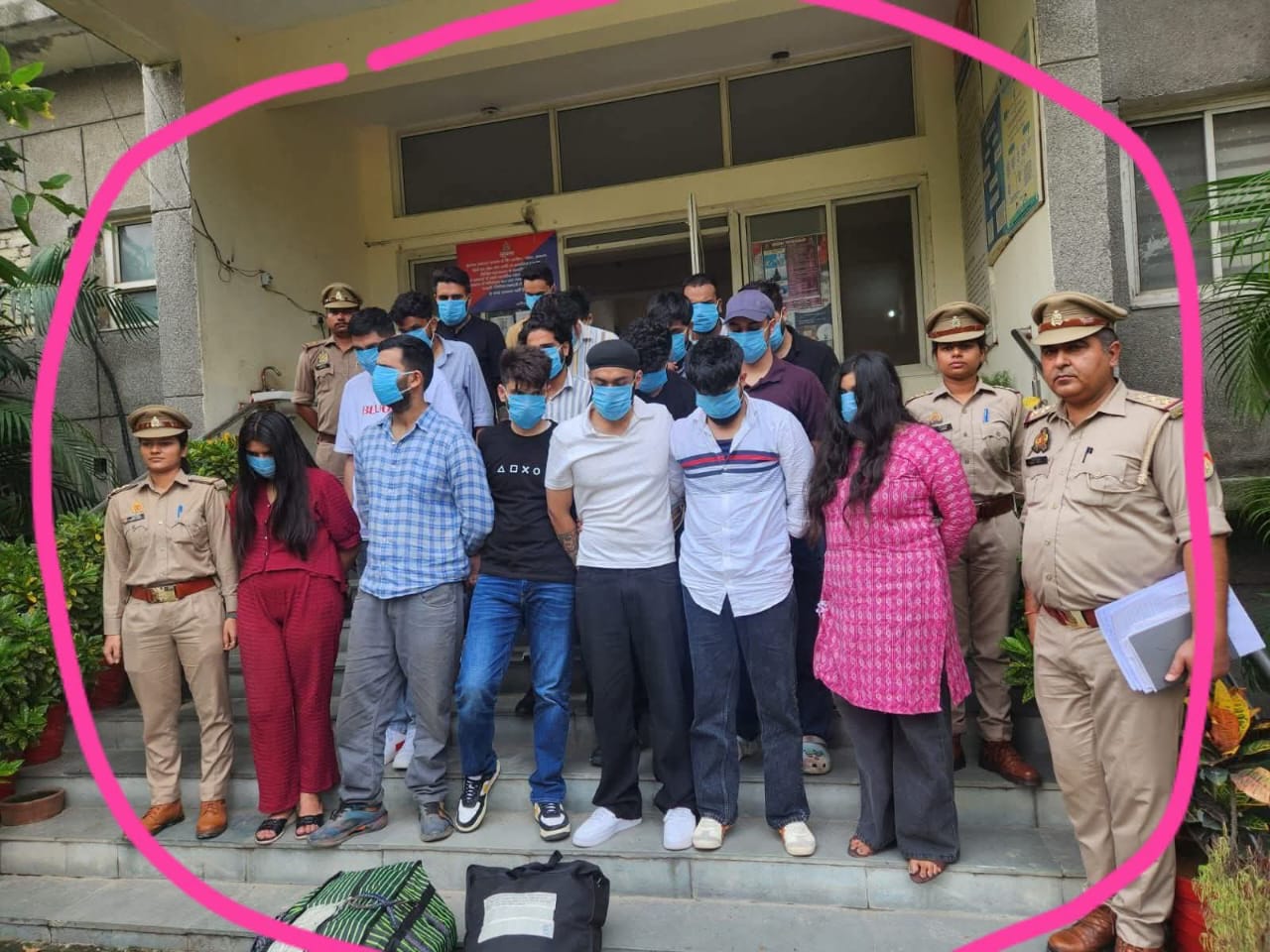 मैं क्राइम ब्रांच से चड्ढा सिंह बात कर रहा हूं आपने रात में पोर्न वीडियो देखी है