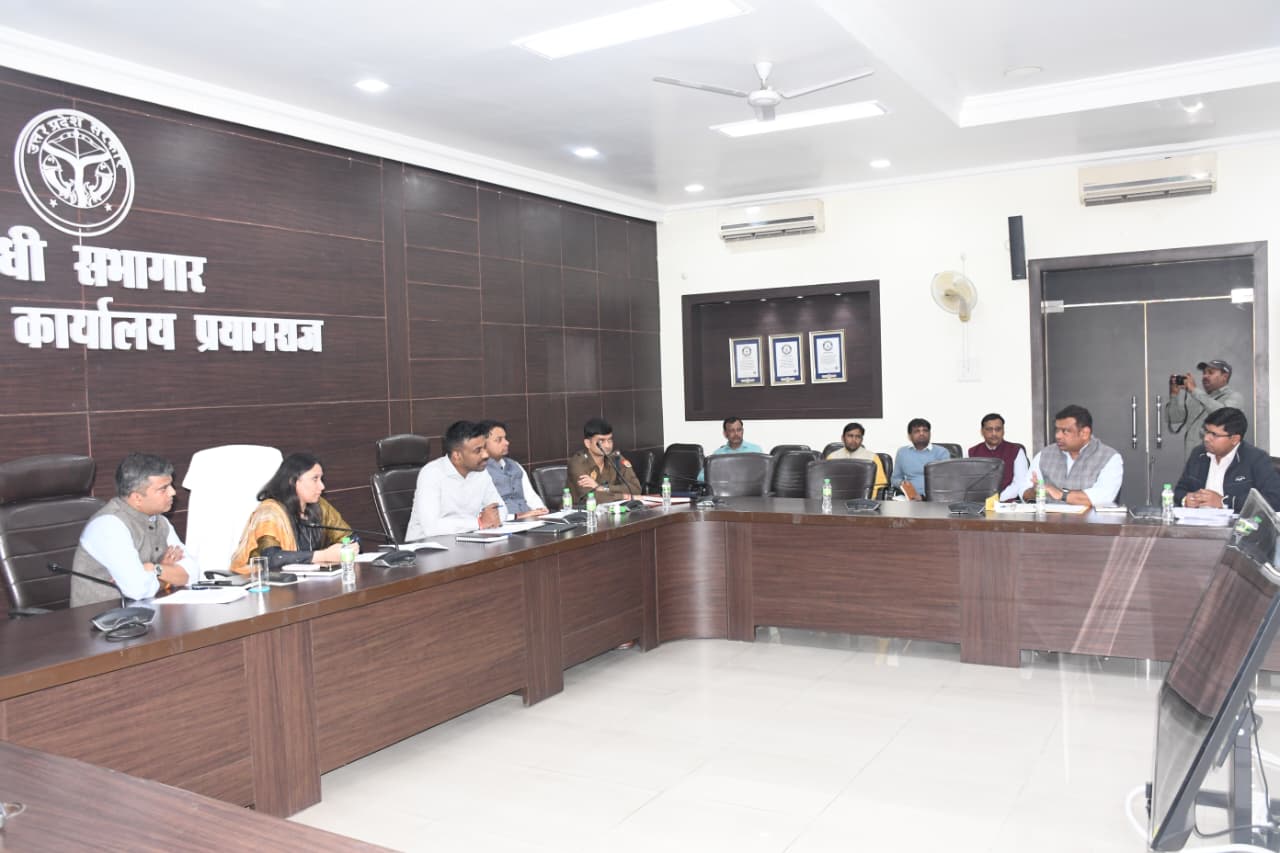 मण्डलायुक्त की अध्यक्षता में सिटी ट्रांसपोर्ट सर्विसेज बोर्ड की बैठक सम्पन्न