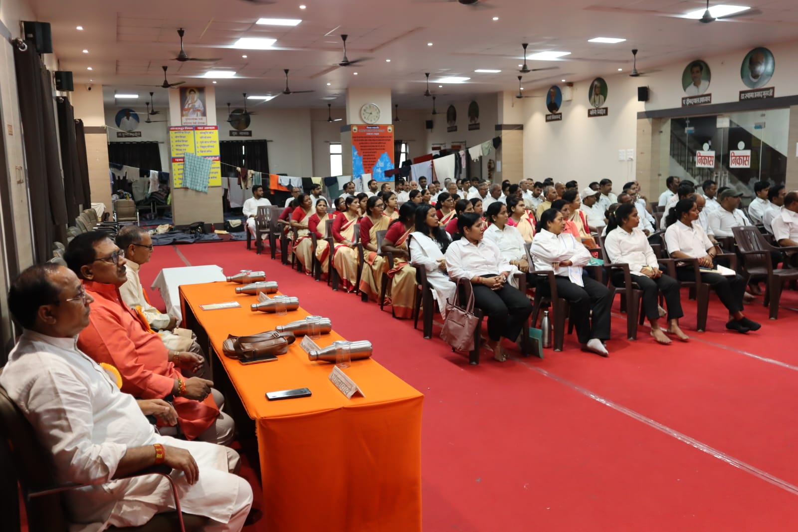 सरस्वती शिशु मंदिर पक्कीबाग में पांच दिवसीय प्रांतीय खेलकूद प्रशिक्षण वर्ग का हुआ भव्य उद्घाटन