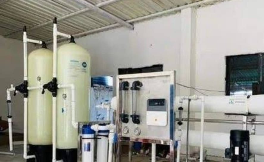 शंकरगढ़ मे संचालित अवैध आरो प्लांट पर कब पड़ेगी प्रशासन की नजर