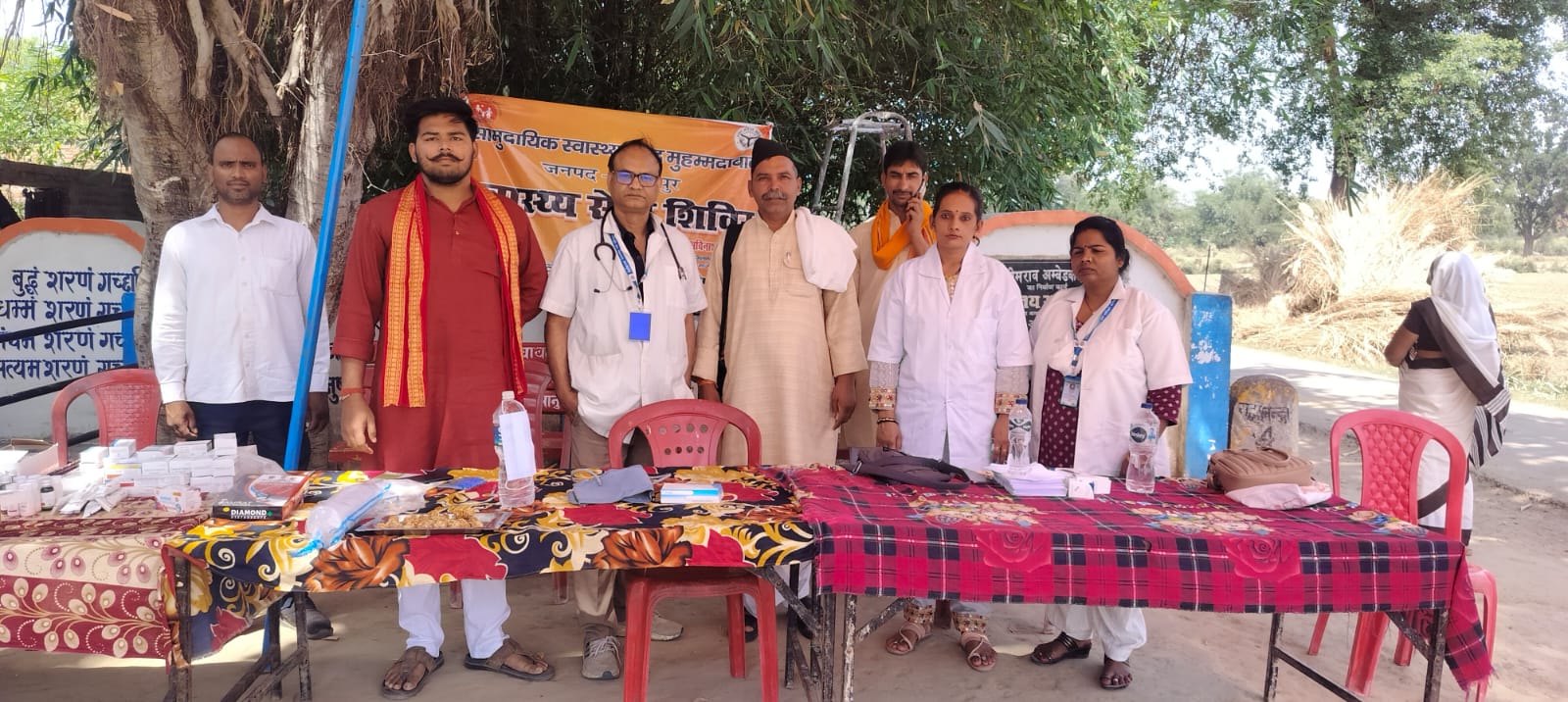 अंबेडकर जयंती से पूर्व लगाई गई स्वास्थ्य सेवा शिविर, 973 मरीजों की हुई जांच और दिया गया दवा